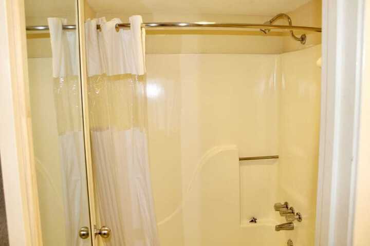 1 King Bed Accessible (3 of 21)