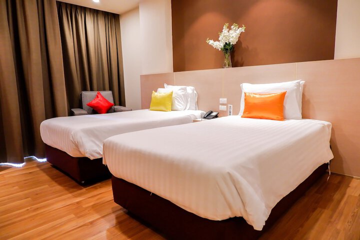 Room 10 of 47