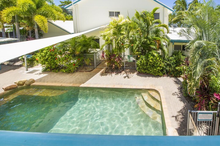 Pool 15 of 23
