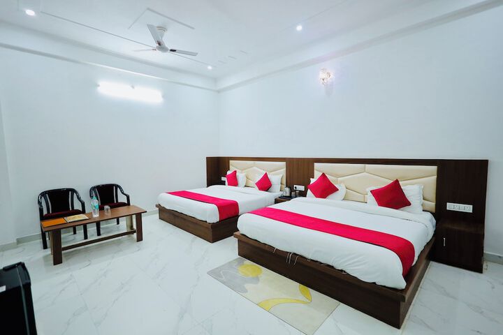Room 27 of 44