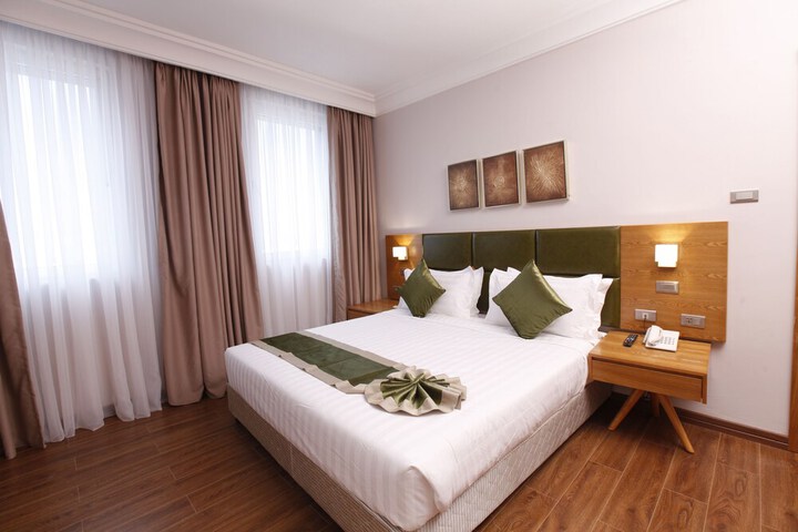 Room 12 of 56