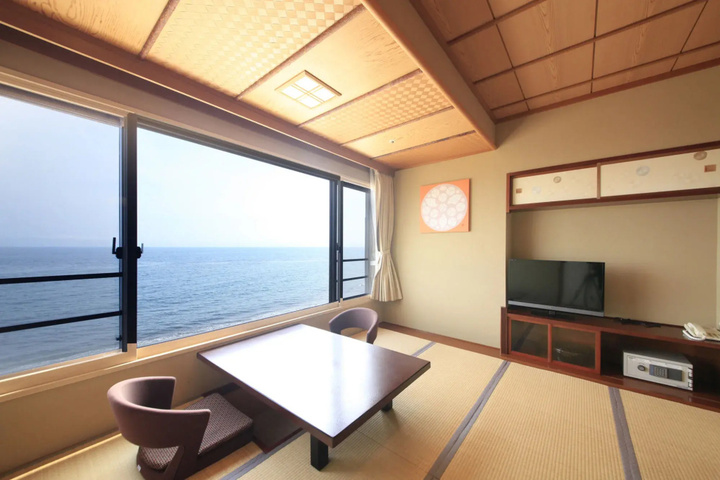 guest_rooms