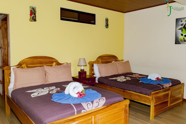 Room 42 of 141