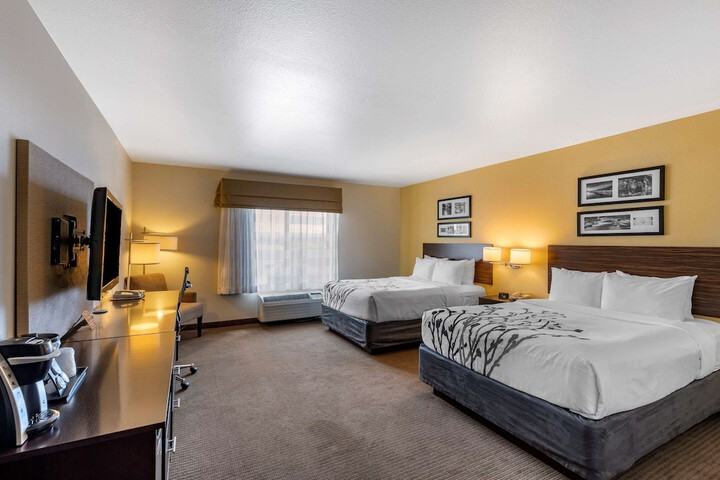 Room 9 of 36