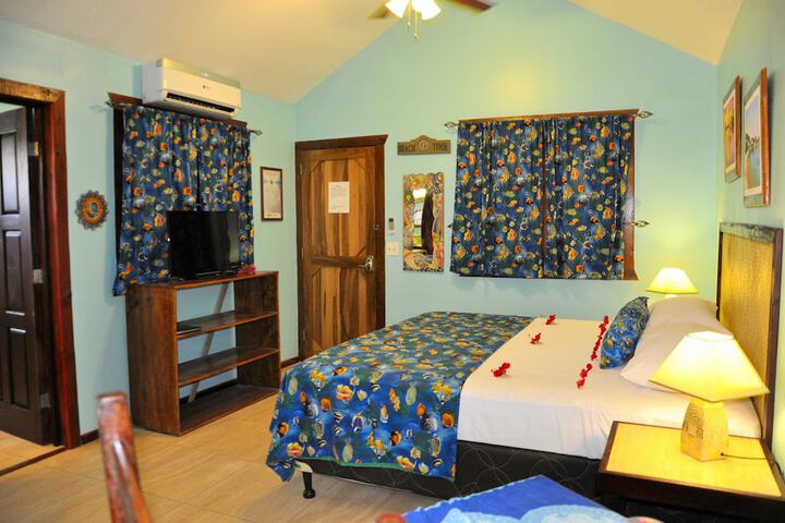 Room 7 of 89