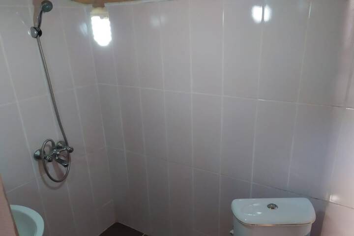 Room 13 of 26