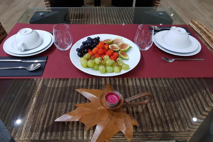 Dining 36 of 55