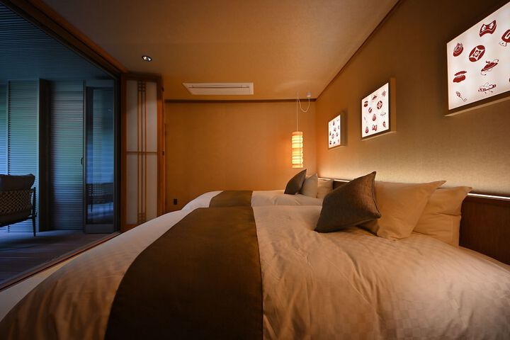Room 10 of 124