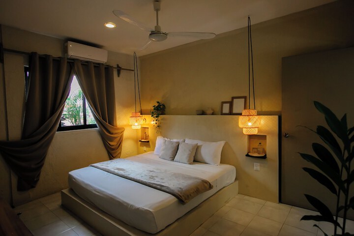 Room 25 of 117