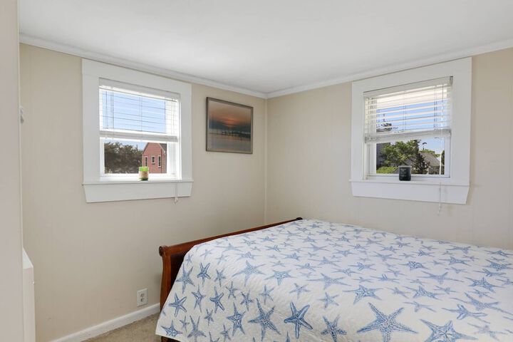 Room 4 of 44