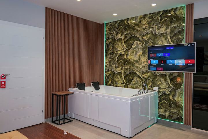 Room 15 of 47