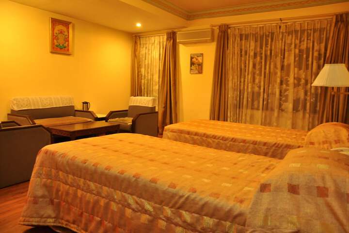 Room 8 of 67