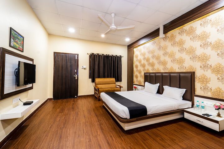 Room 14 of 95
