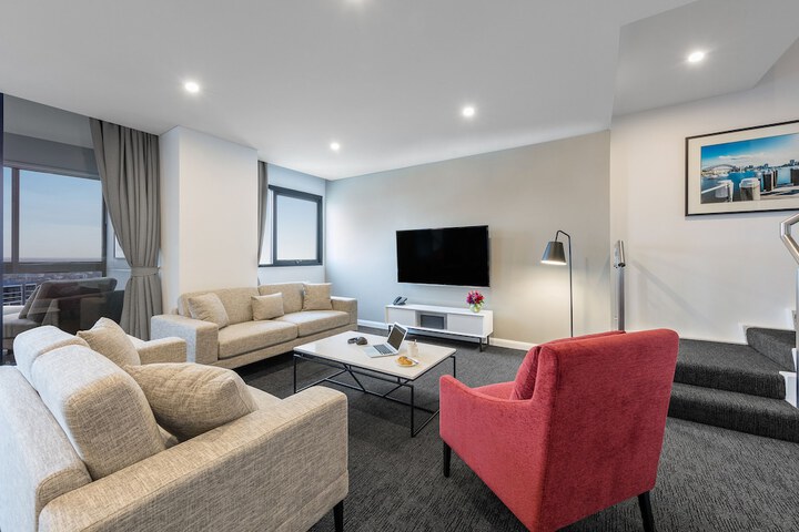 Room 46 of 103