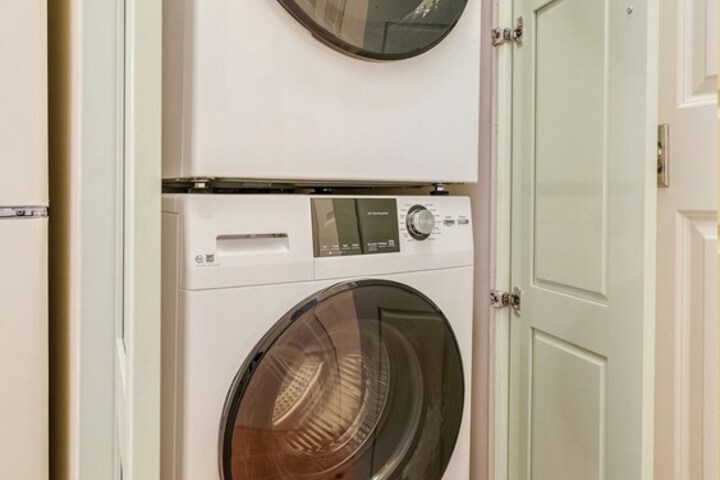 Laundry 61 of 79