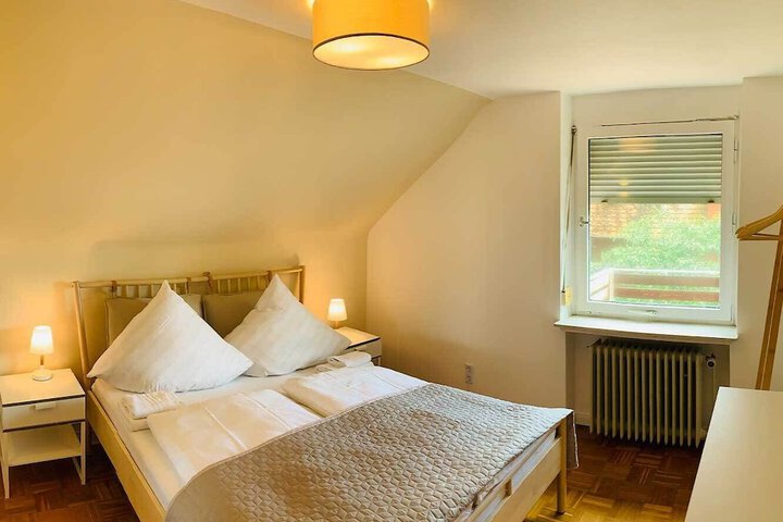 Room 13 of 53