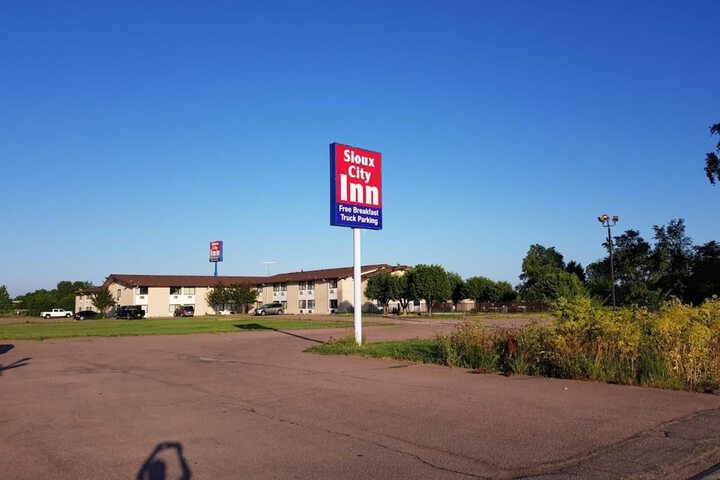 Hotel 42 of 43