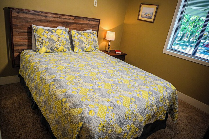 Room 57 of 232