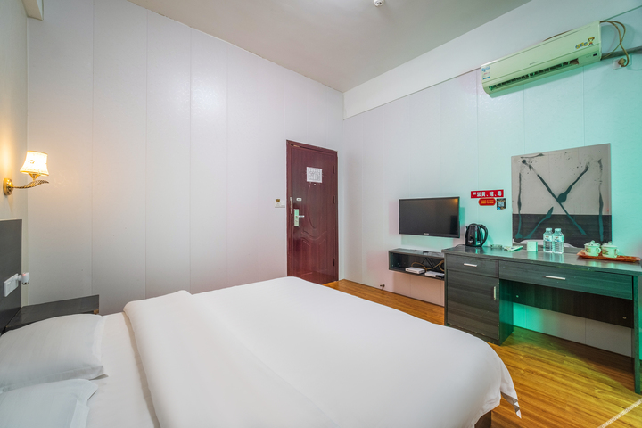 Jinjiang Jiajia Hotel