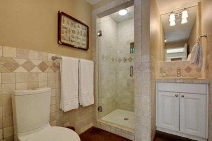 Room 5 of 22