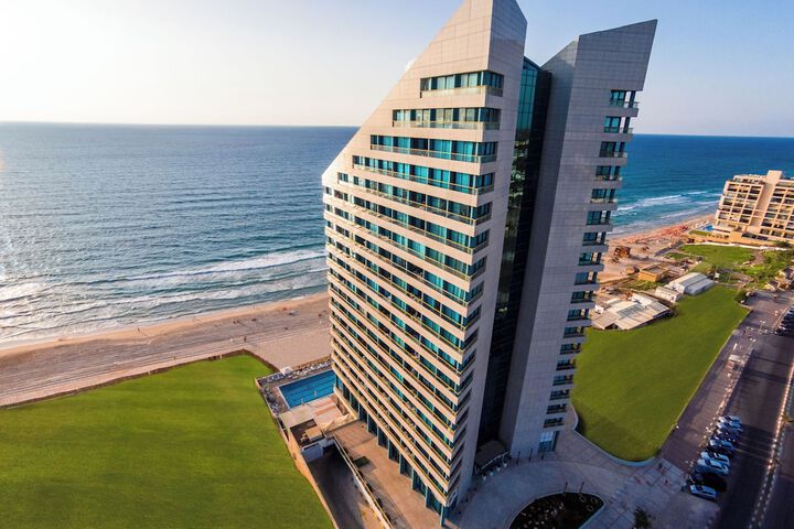 Herbert Samuel Okeanos Suites Herzilya
