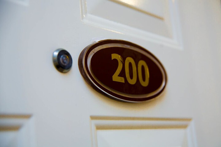 Room 2 of 36