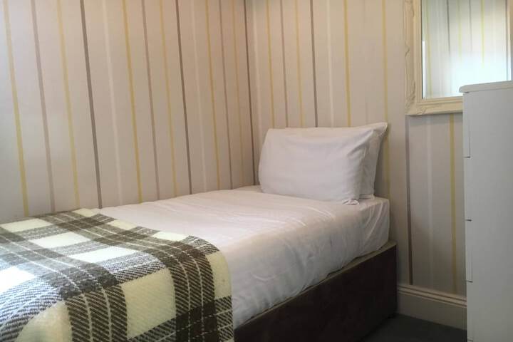 Room 21 of 67