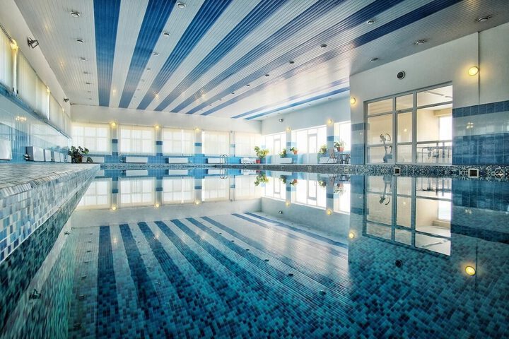 Pool 17 of 38