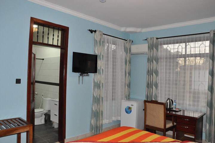 Room 14 of 42
