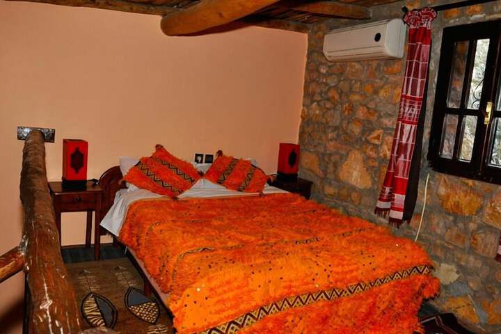 Room 7 of 26