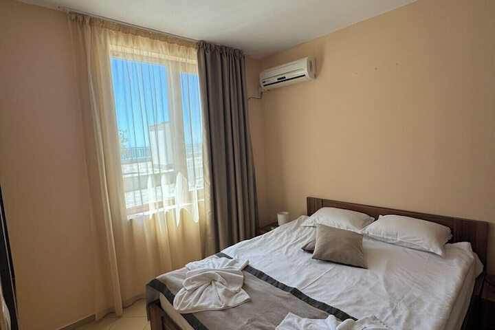 Room 95 of 209