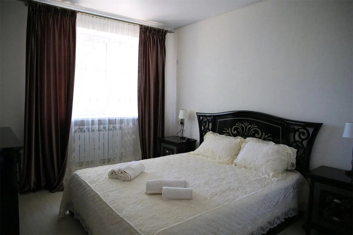 Room 4 of 14