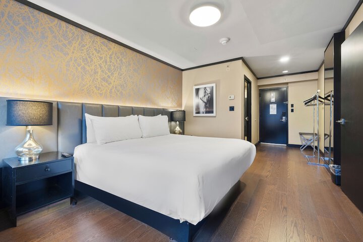 Standard | King Bed (19 of 42)