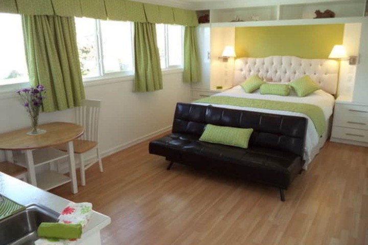 Room 14 of 24