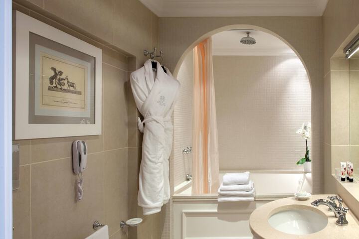 Bath Photo