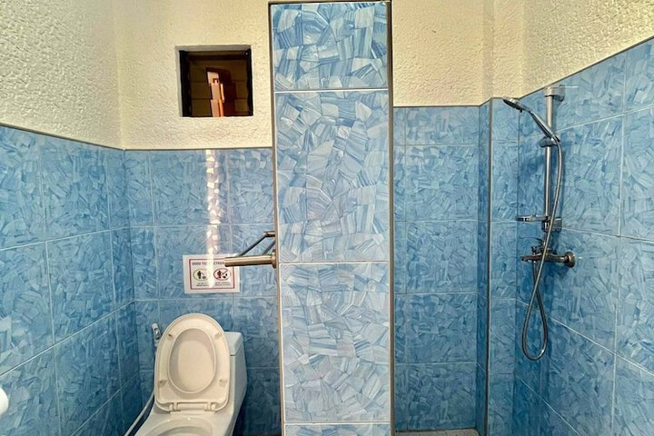 Room 76 of 123