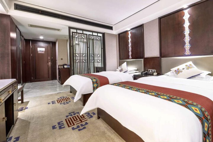 Room 16 of 27