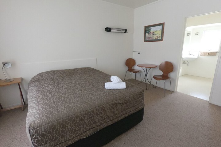 Room 4 of 67