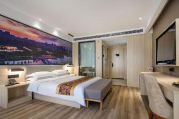Room 21 of 23