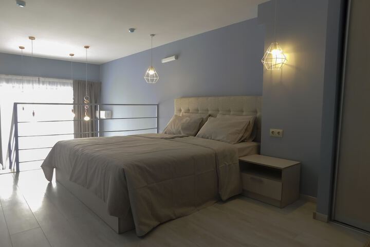 Room 20 of 33