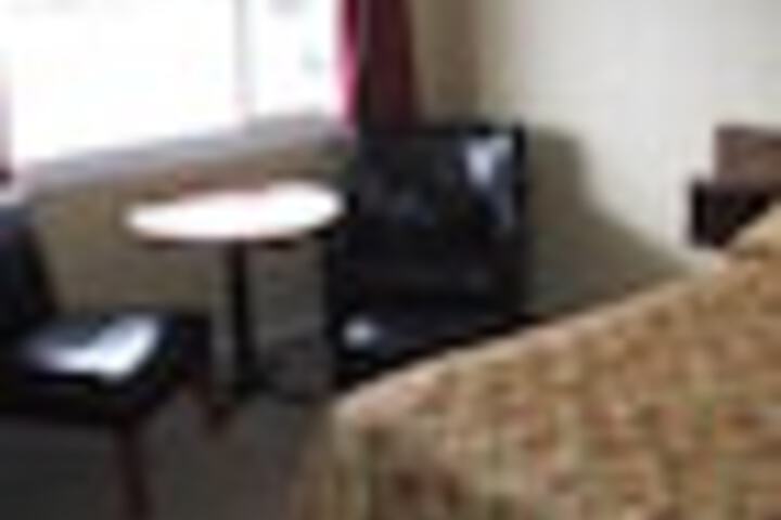 Room 26 of 132
