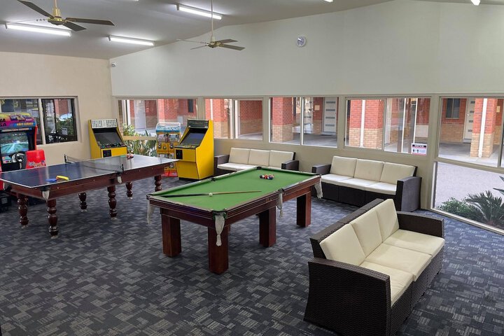 Room 16 of 26