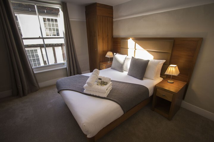 Room 3 of 31