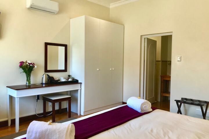 Room 26 of 110