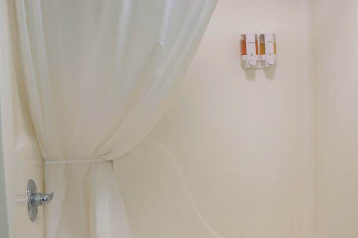 Room 13 of 20