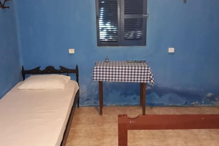 Room 6 of 21