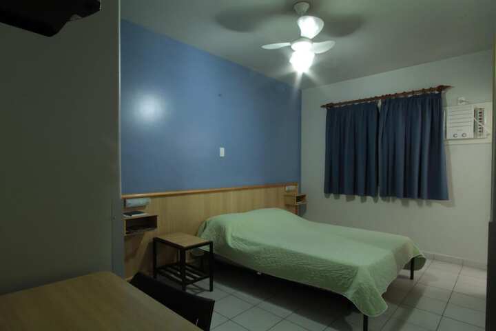 Room 2 of 21