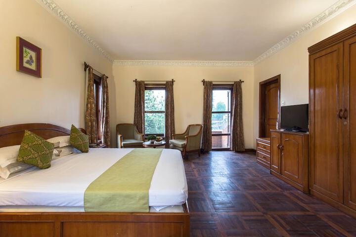 Room 5 of 27