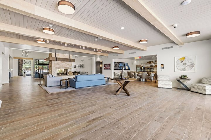 Hotel Interior 6 of 67