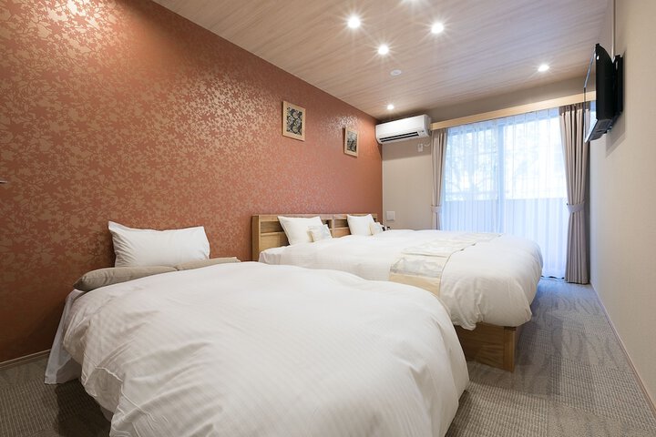 Room 16 of 51